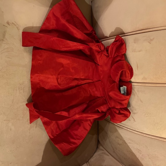Gorgeous little red dress perfect for Christmas or any formal occasion . 9M - Picture 4 of 6